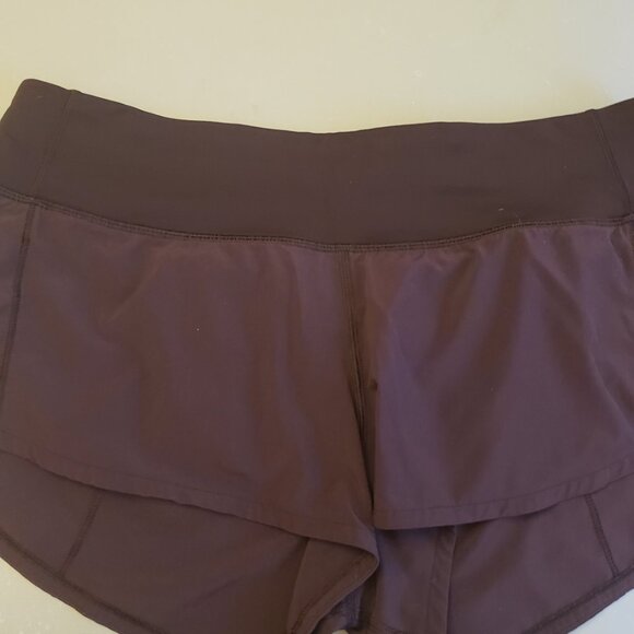 Lululemon Speed Up Shorts. Black 6 - Picture 2 of 7